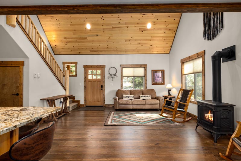 Vacation Rental Cabins - Bigfork MT - Swan Lake Cabins