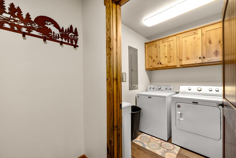 Vacation Rental Cabins - Bigfork MT - Swan Lake Cabins