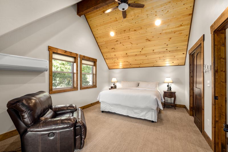 Vacation Rental Cabins - Bigfork MT - Swan Lake Cabins