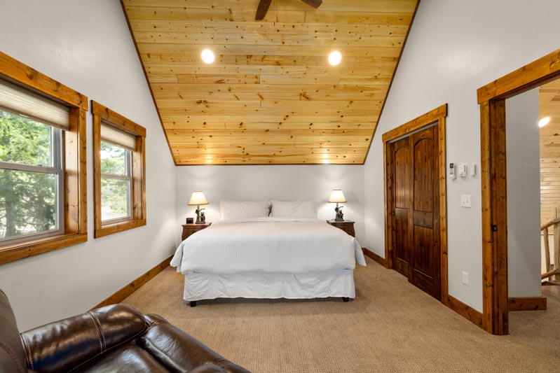 Vacation Rental Cabins - Bigfork MT - Swan Lake Cabins