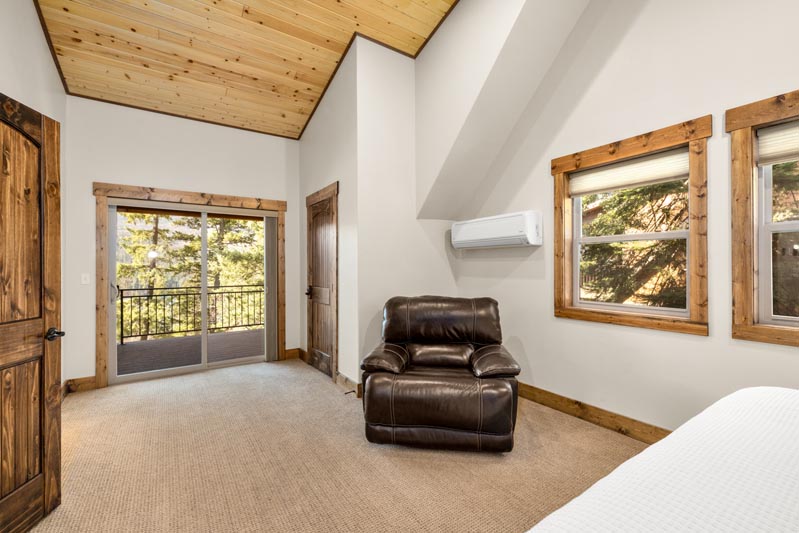 Vacation Rental Cabins - Bigfork MT - Swan Lake Cabins