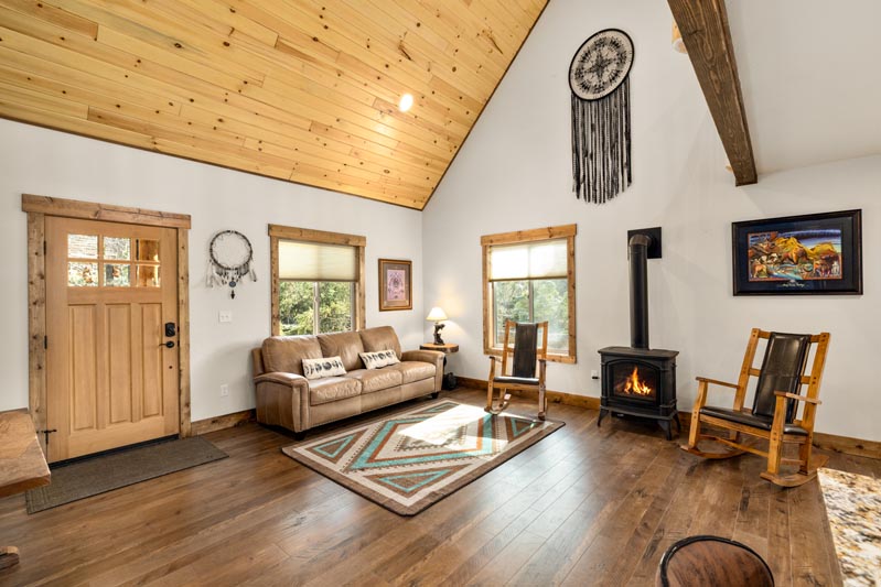Vacation Rental Cabins - Bigfork MT - Swan Lake Cabins