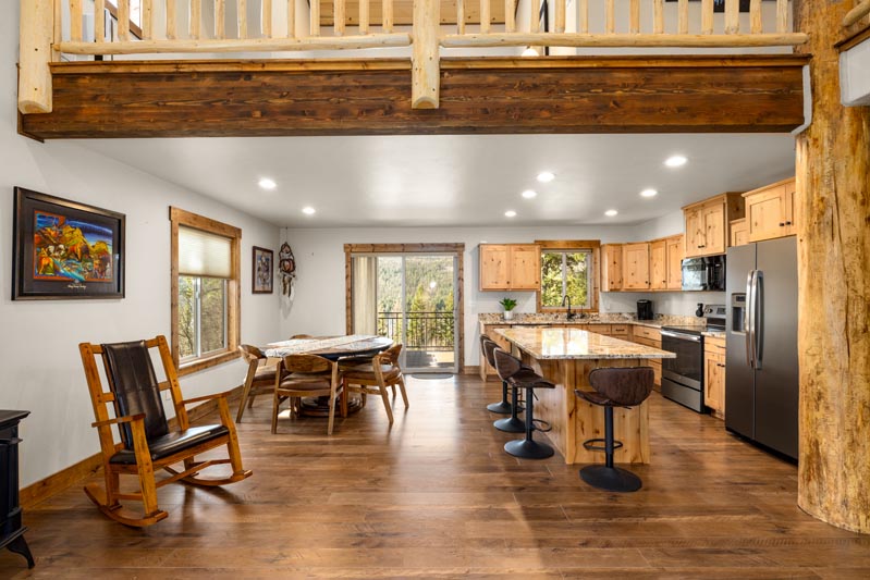 Vacation Rental Cabins - Bigfork MT - Swan Lake Cabins