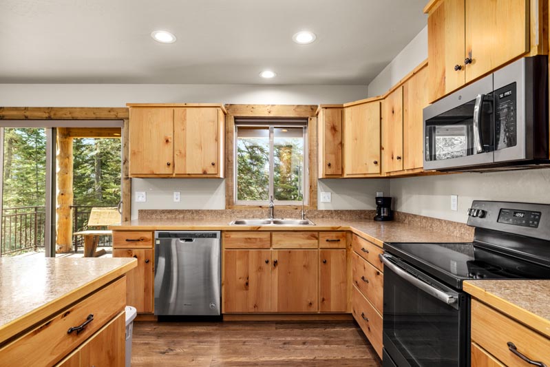 Vacation Rental Cabins - Bigfork MT - Swan Lake Cabins