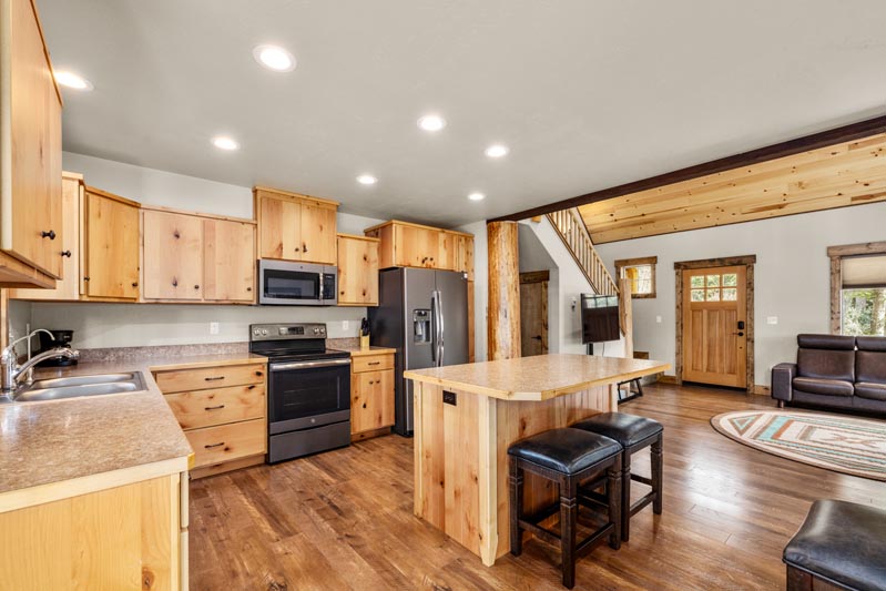 Vacation Rental Cabins - Bigfork MT - Swan Lake Cabins
