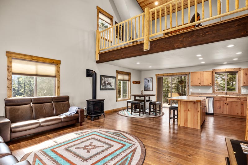 Vacation Rental Cabins - Bigfork MT - Swan Lake Cabins