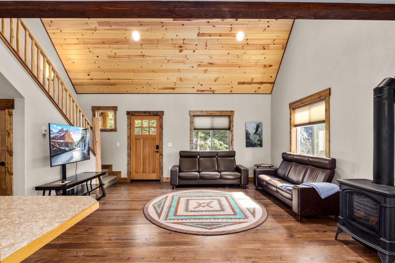 Vacation Rental Cabins - Bigfork MT - Swan Lake Cabins