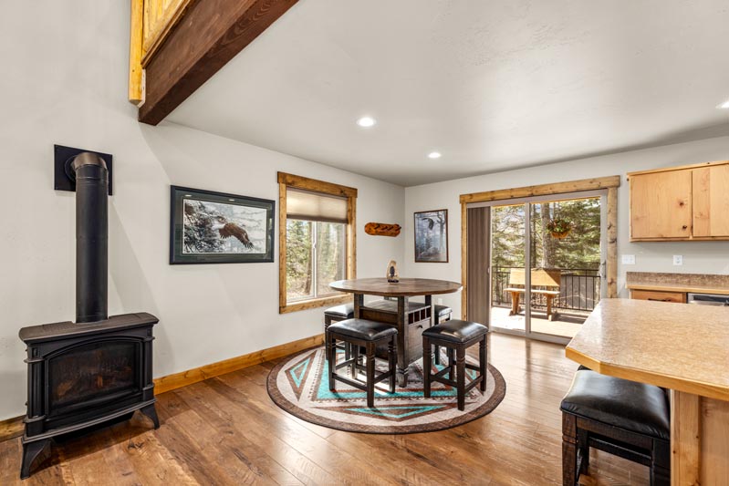 Vacation Rental Cabins - Bigfork MT - Swan Lake Cabins