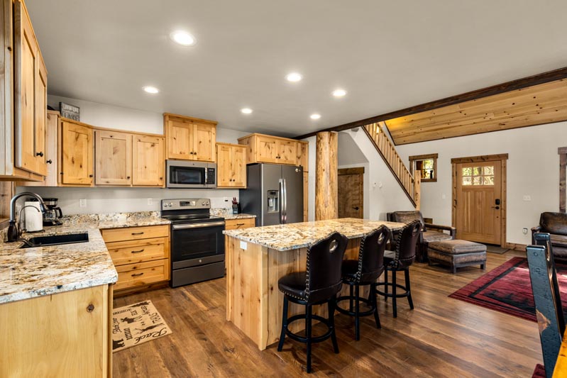 Vacation Rental Cabins - Bigfork MT - Swan Lake Cabins