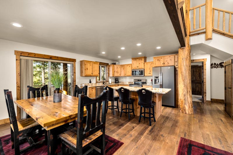 Vacation Rental Cabins - Bigfork MT - Swan Lake Cabins