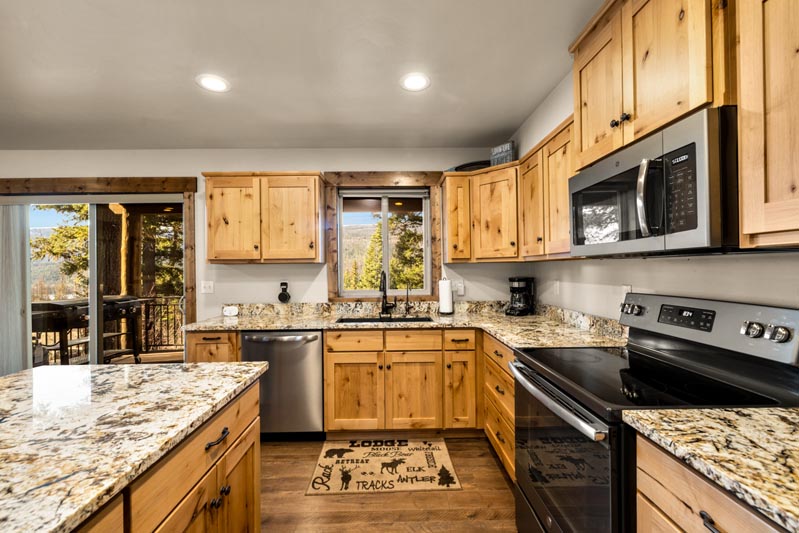 Vacation Rental Cabins - Bigfork MT - Swan Lake Cabins