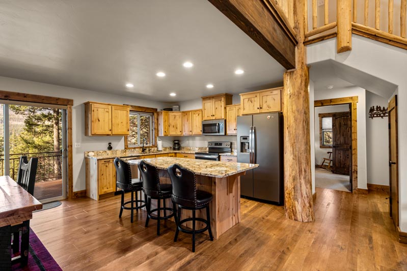Vacation Rental Cabins - Bigfork MT - Swan Lake Cabins